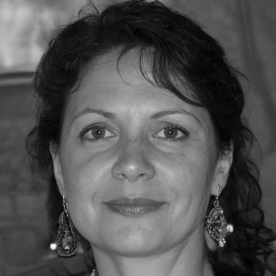 Portrait de Mathilde Lavergne, formatrice en maquillage professionnel